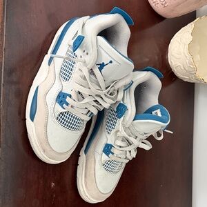 Nike Air Jordan 4 White and Blue. In great shape. Lightly worn